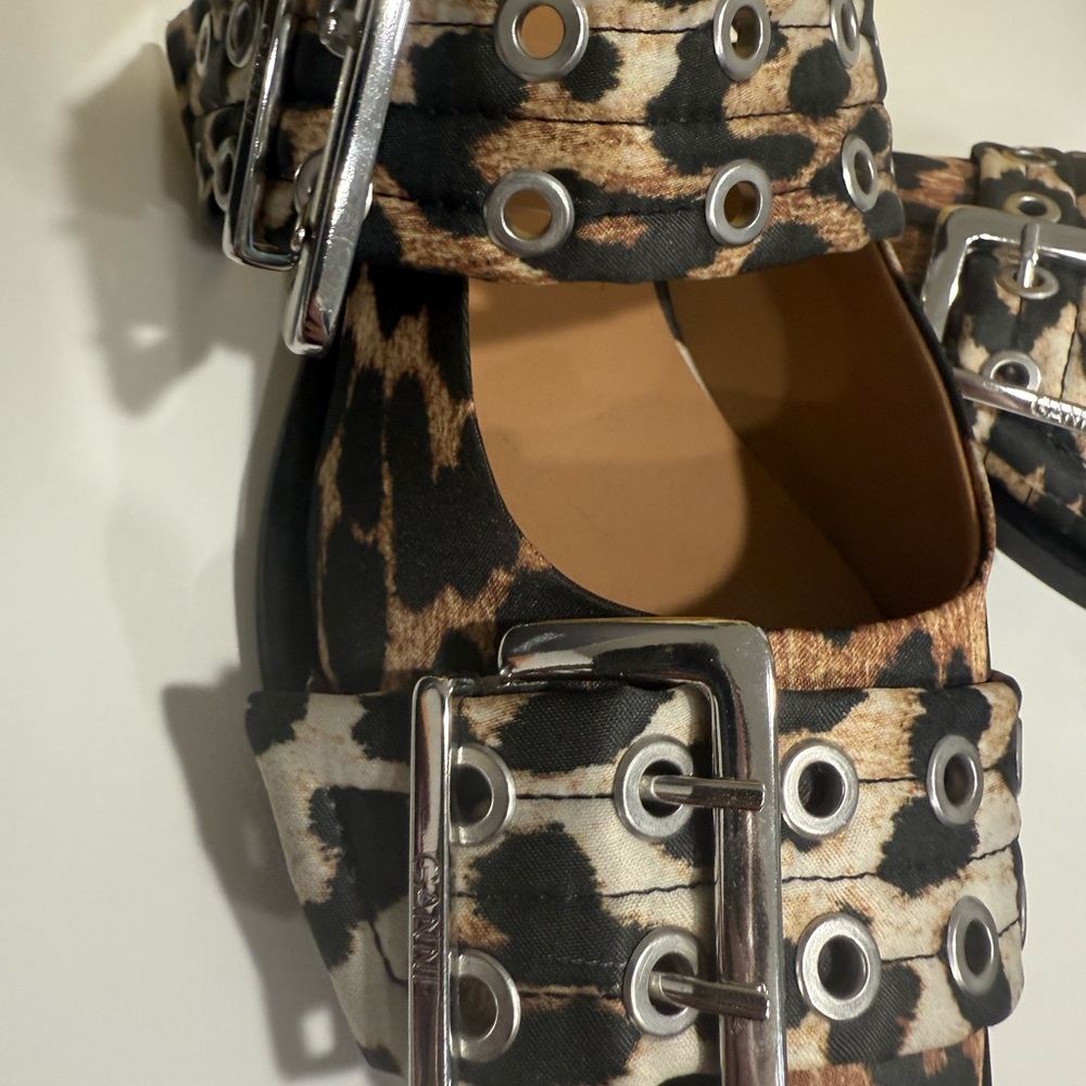 Ganni Leopard Print Buckle Slingback Flats - Picture 12 of 13